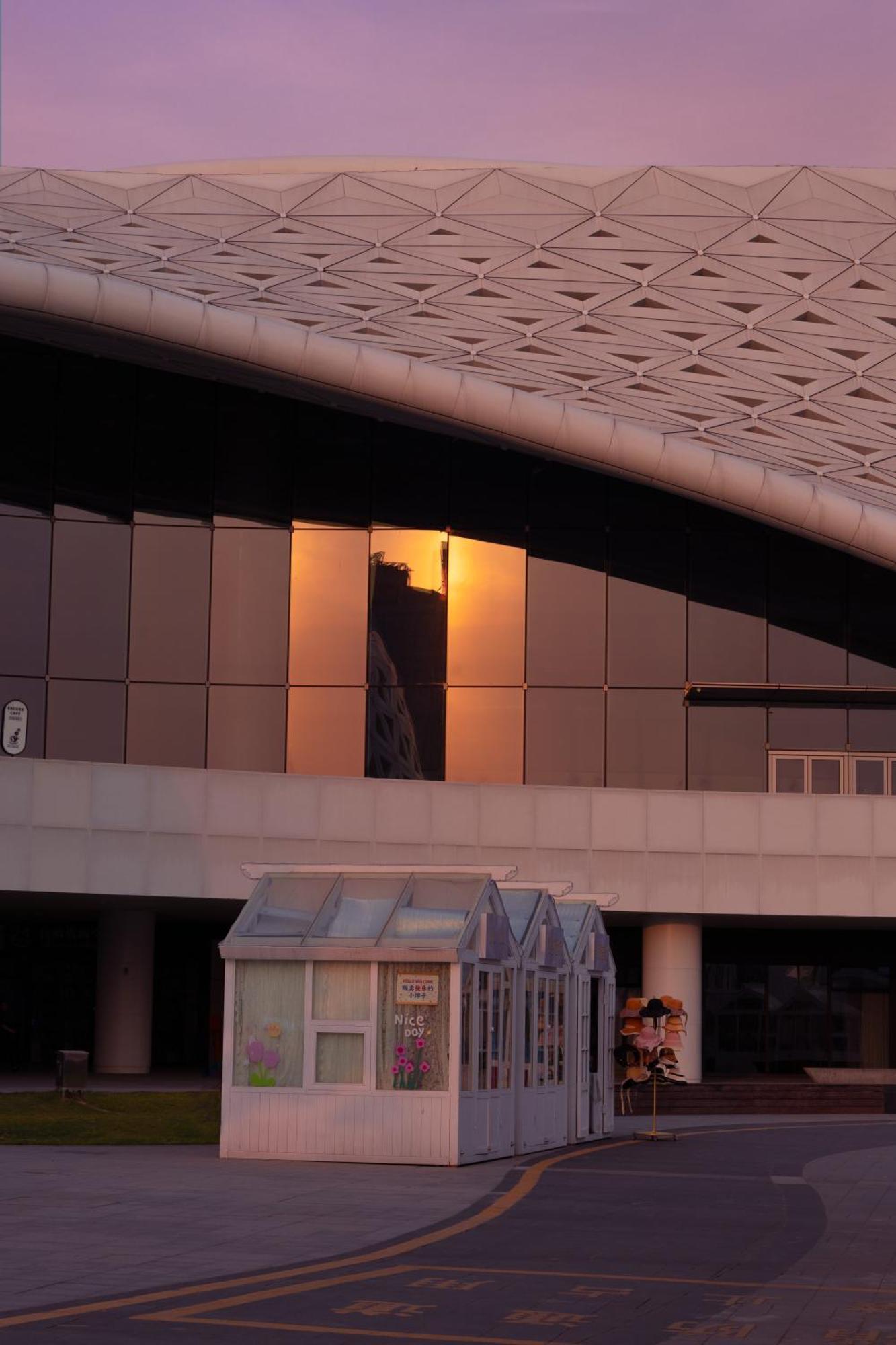 Crowne Plaza Hangzhou Qiantang - The Subway Can Reach The West Lake Scenic Area As Well As The Airport And High-Speed Rail Station, Adjacent To Jinsha Lake And Longfor Paradise Walk Zewnętrze zdjęcie